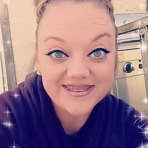 Meet your Posher, Lacey